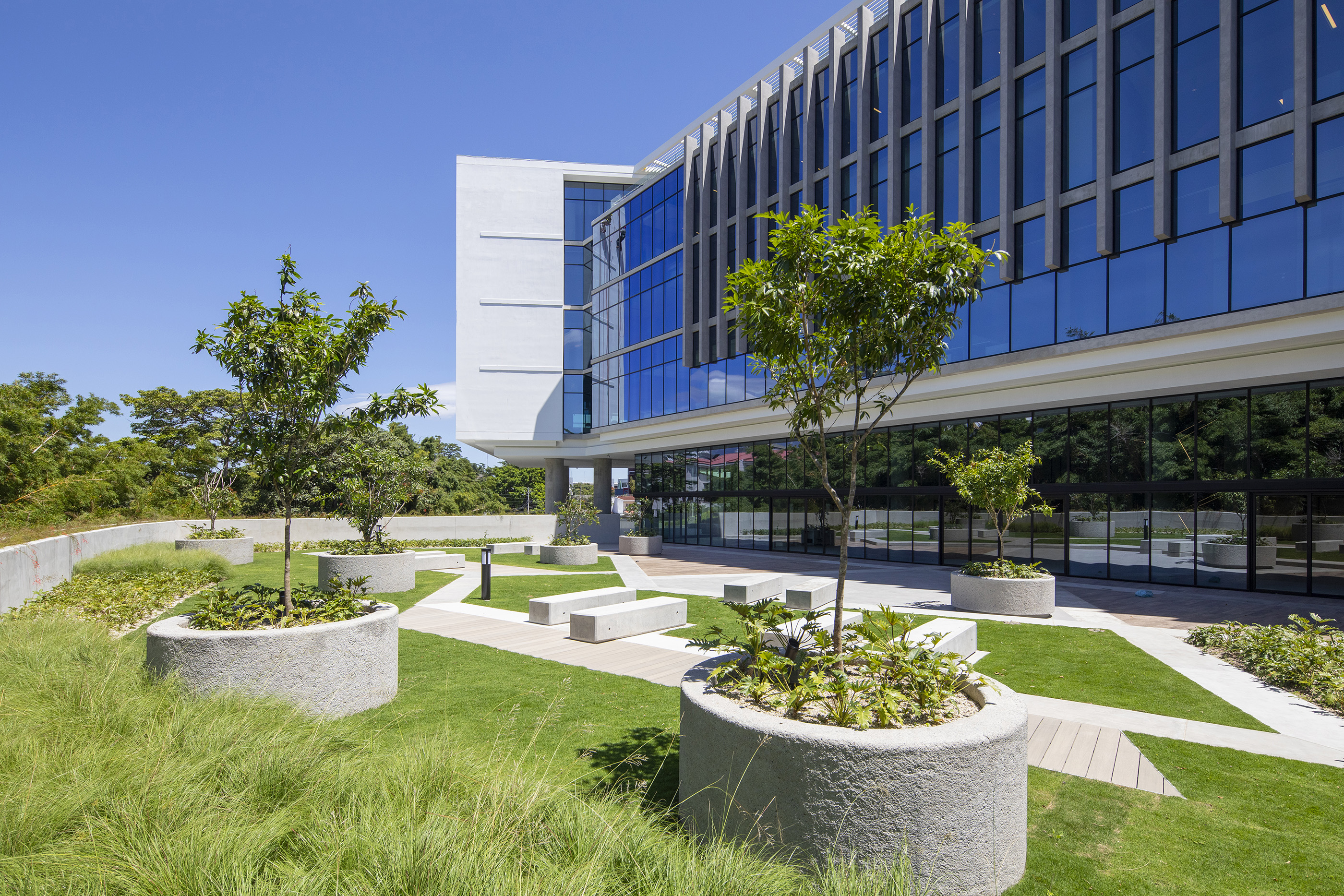 Proyecto ODM - Lacayo Arquitectos - Van Der Laat & Jimenez - ICC - Image copyright Andres Garcia Lachner - www.garcialachner.com